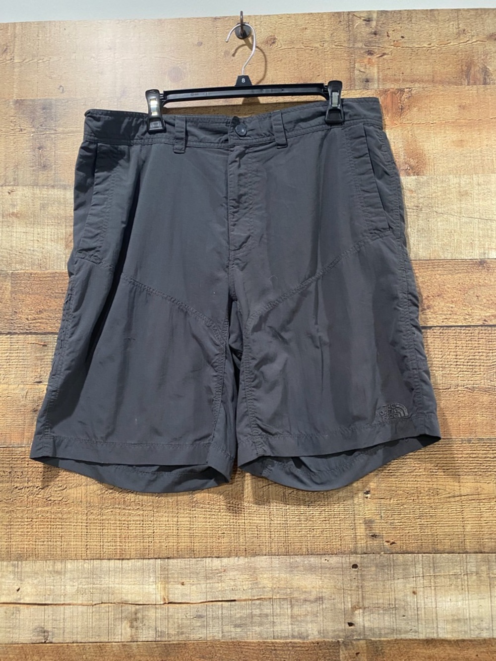 The North Face Men's Charcoal Athletic Outdoor Hiking Shorts Size 36
